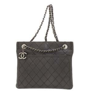 CHANEL Black Shoulder Bag
